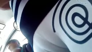 Akiniai laižo gaidį  ...