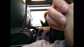Jauno užpakalyje kyš ...