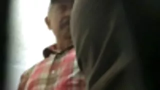 Erotiškas jauniklis  ...