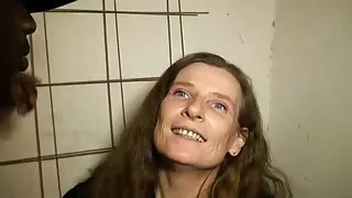 Įspūdinga kalytė išs ...