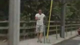 Žmona pirštais pūlin ...