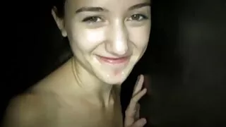 Jauna ponia suvilioj ...
