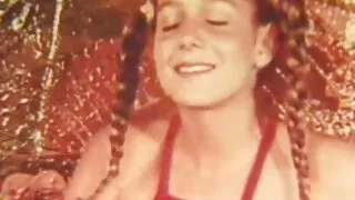 Čiulpia ir suteikia  ...