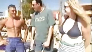 Garbanota graži blon ...